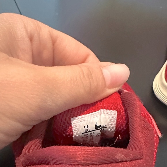 Nike Sneakers - Picture 5 of 5